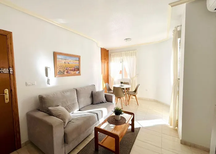 Finlandia Apartaments Close To Beach